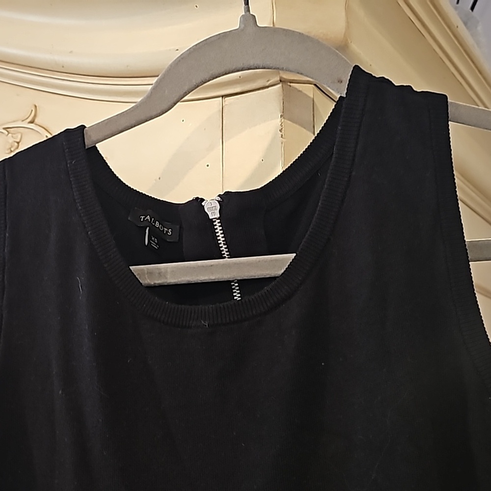 Dress - Picture 3 of 5